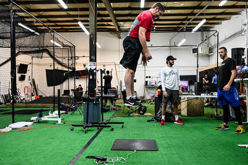bauer-training-facility-vertical-jump.jpg